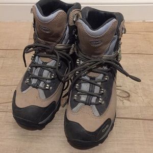 Oboz hiking boots
